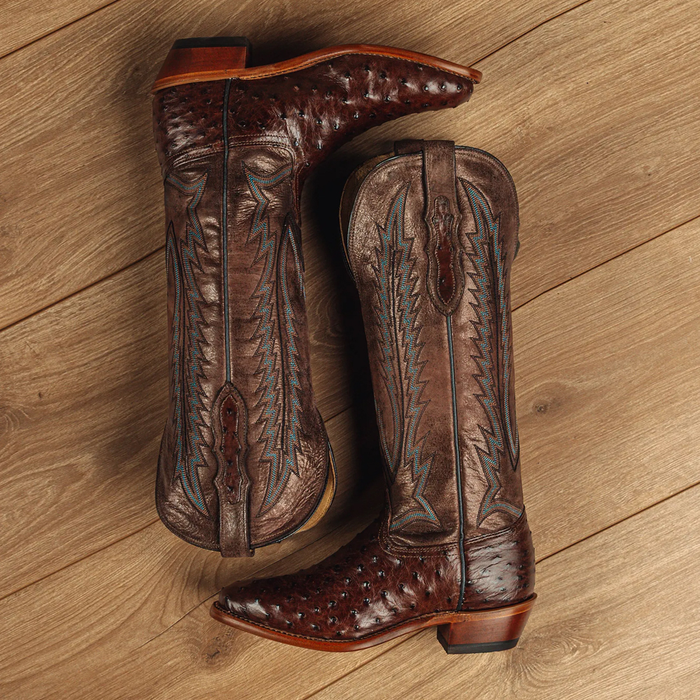Quintana 15" Full Quill Ostrich in brown.